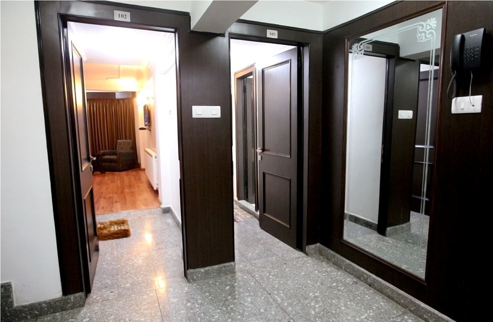 โฮเต็ล แปซิฟิก Hotel ศรีนาการ์ ภายนอก รูปภาพ